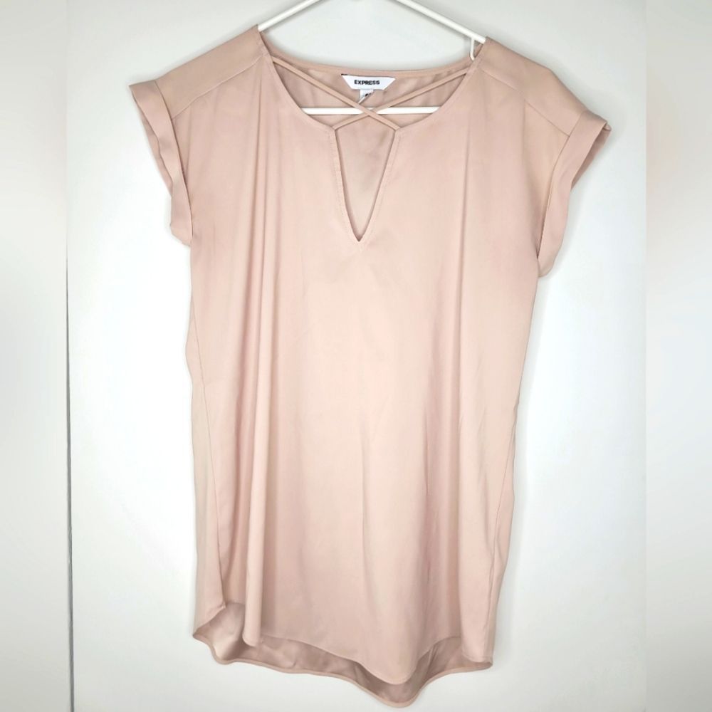 Neutral Nude Color Express Top